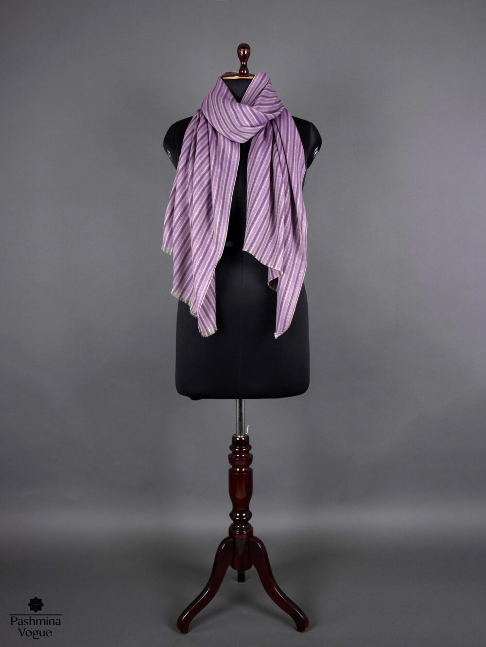 woollen-wraps-and-shawls