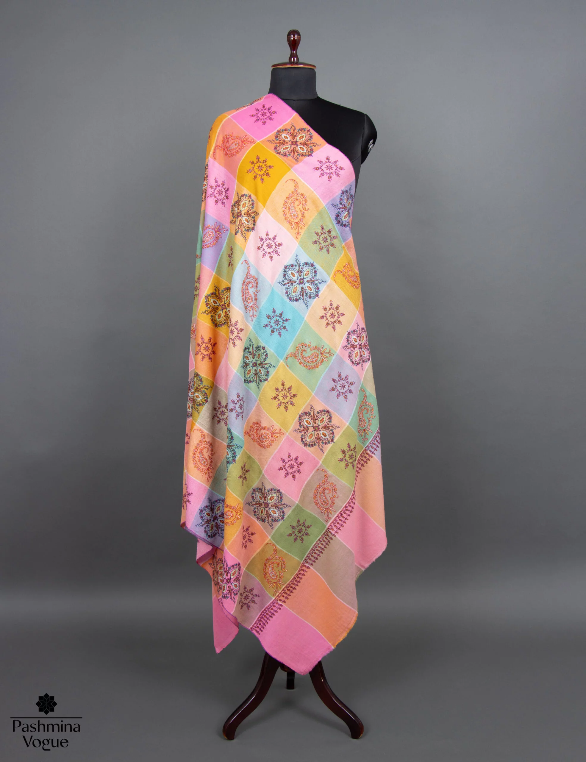 pashmina-shawls-made-in-india