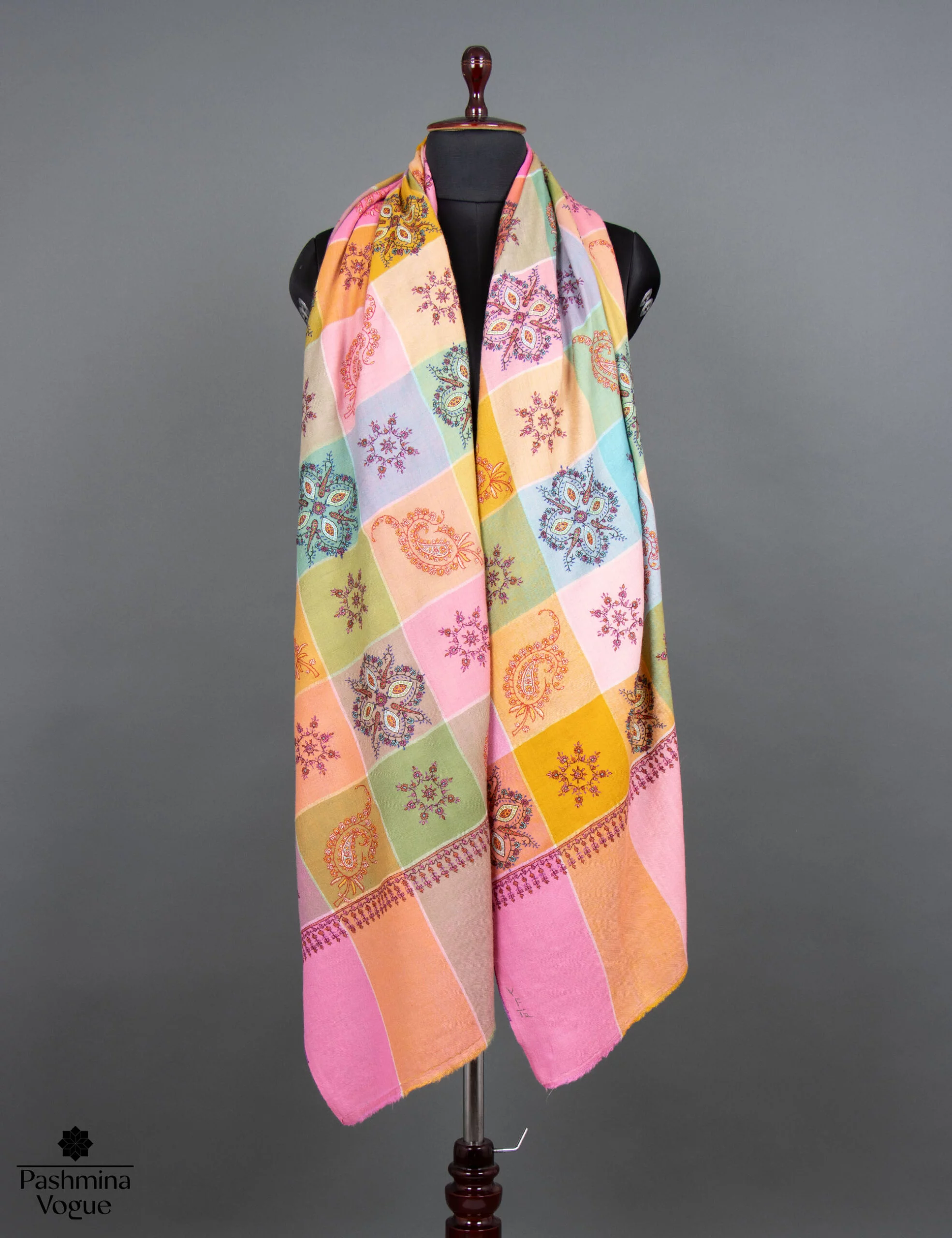 pashmina-shawls-made-in-india