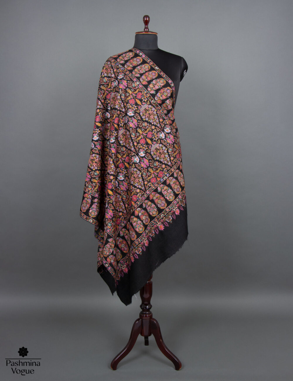 shawls-in-dubai