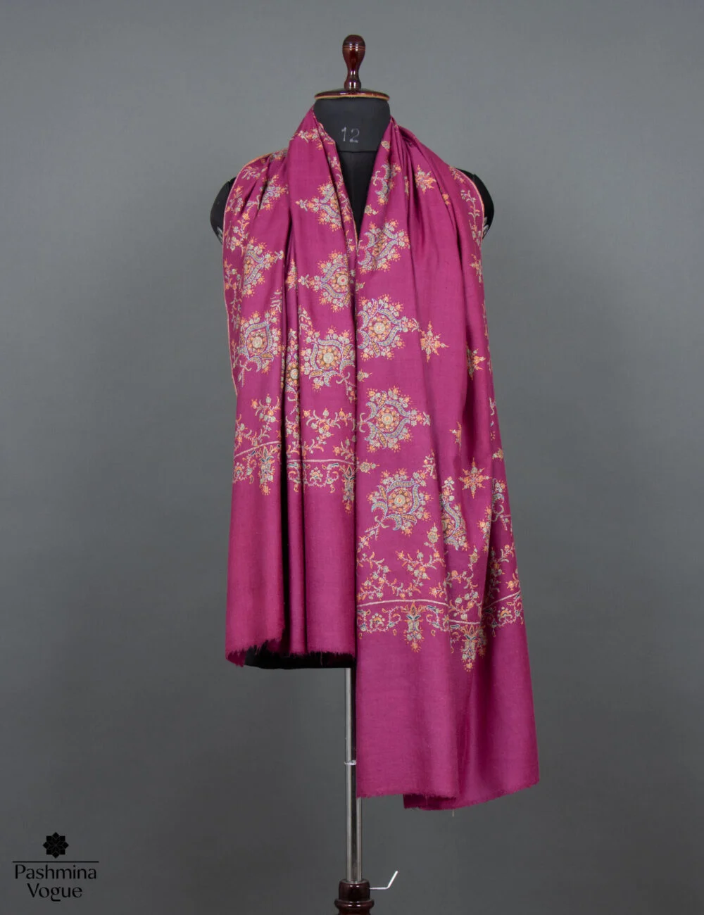 pashmina-embroidered-shawls