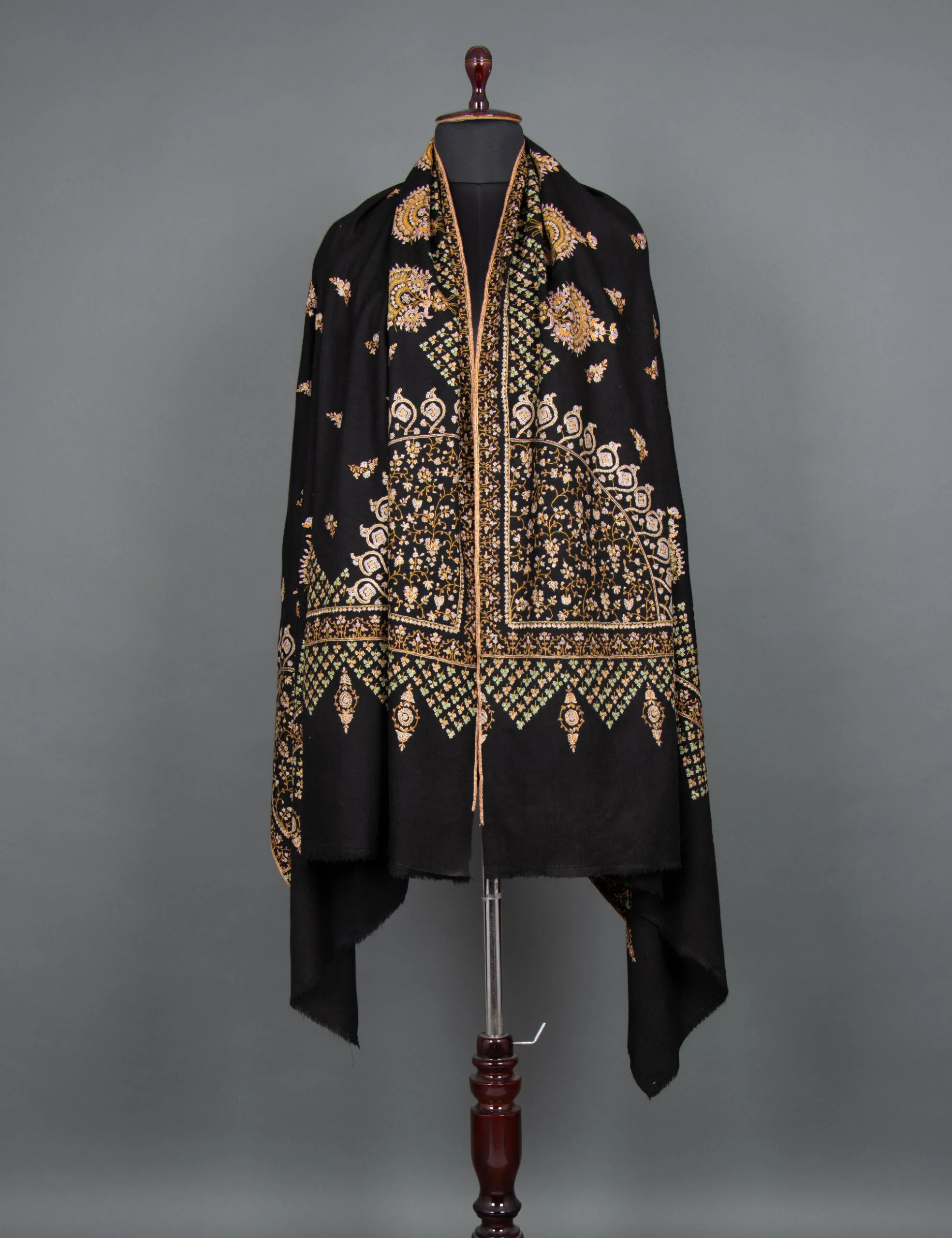 sozni-embroidery