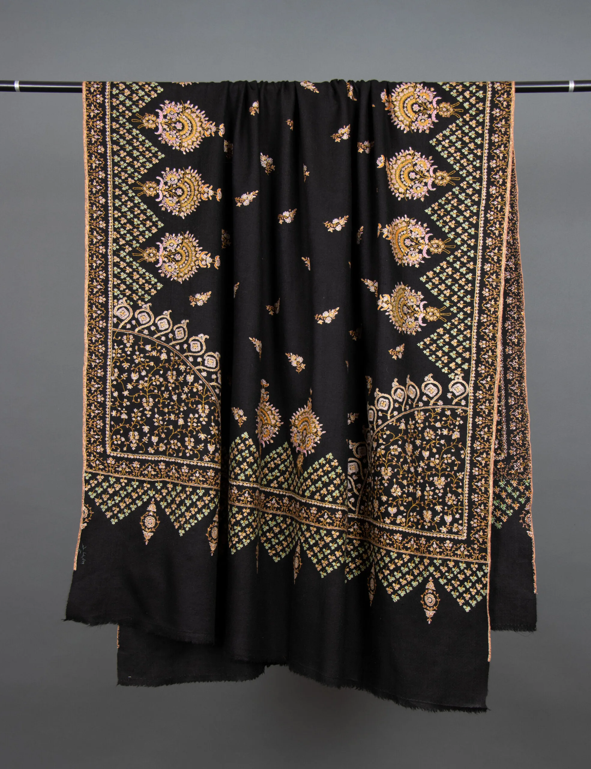 sozni-embroidery