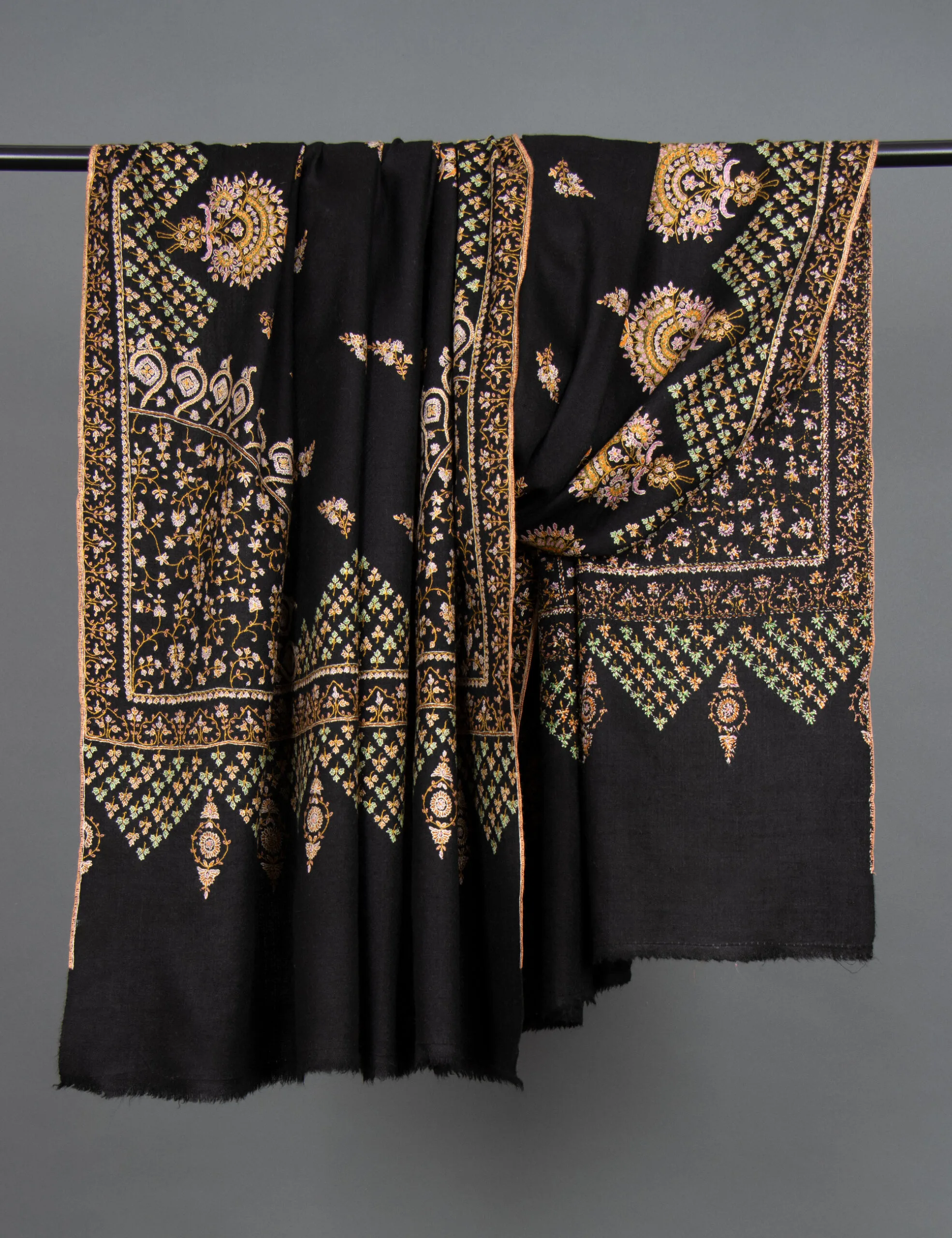 sozni-embroidery