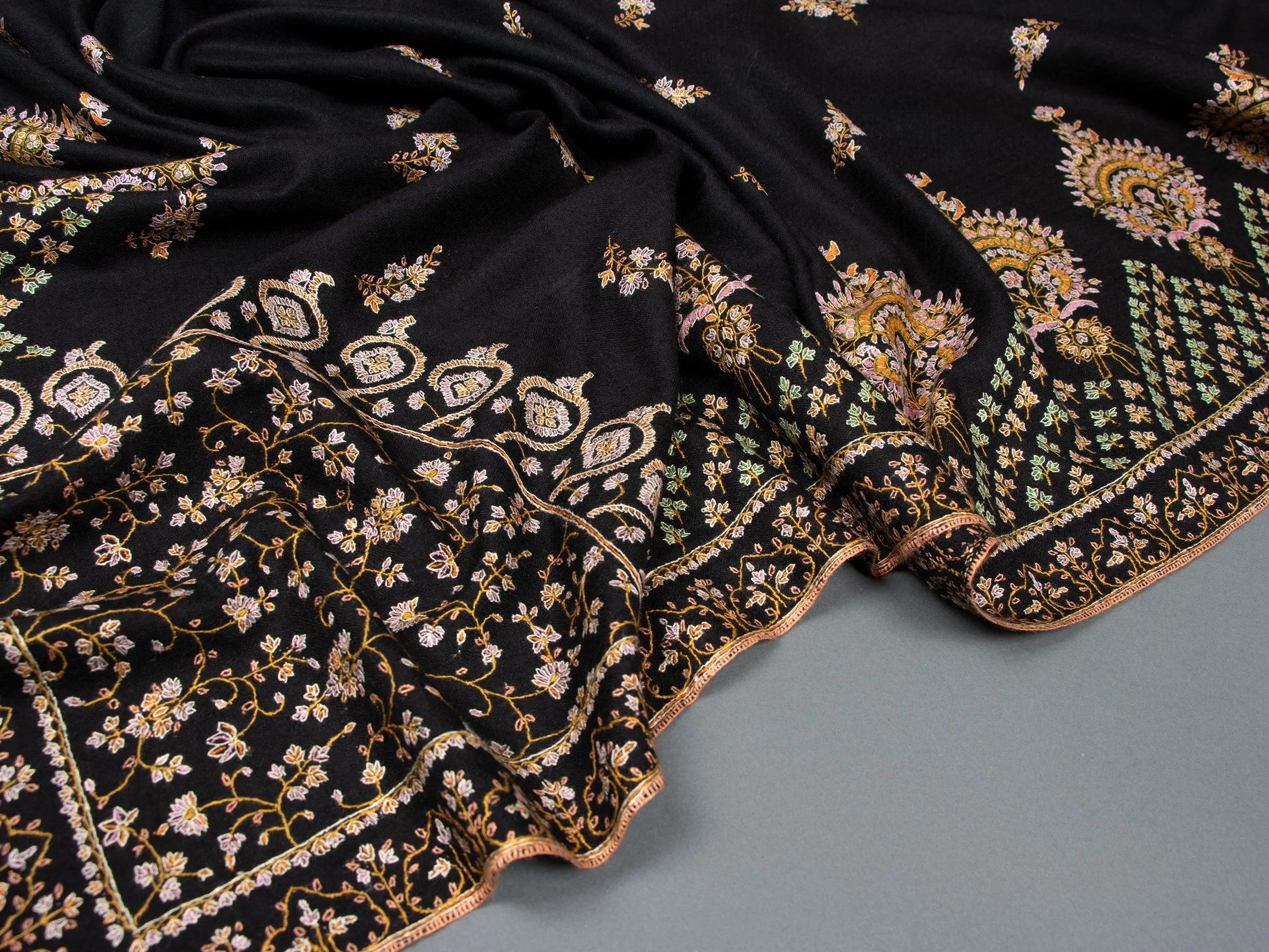 sozni-embroidery