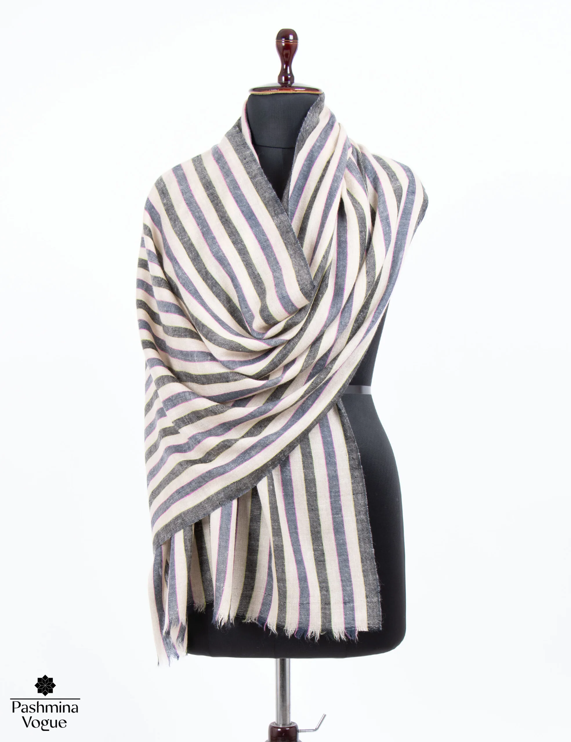 elegant-shawls-and -wraps