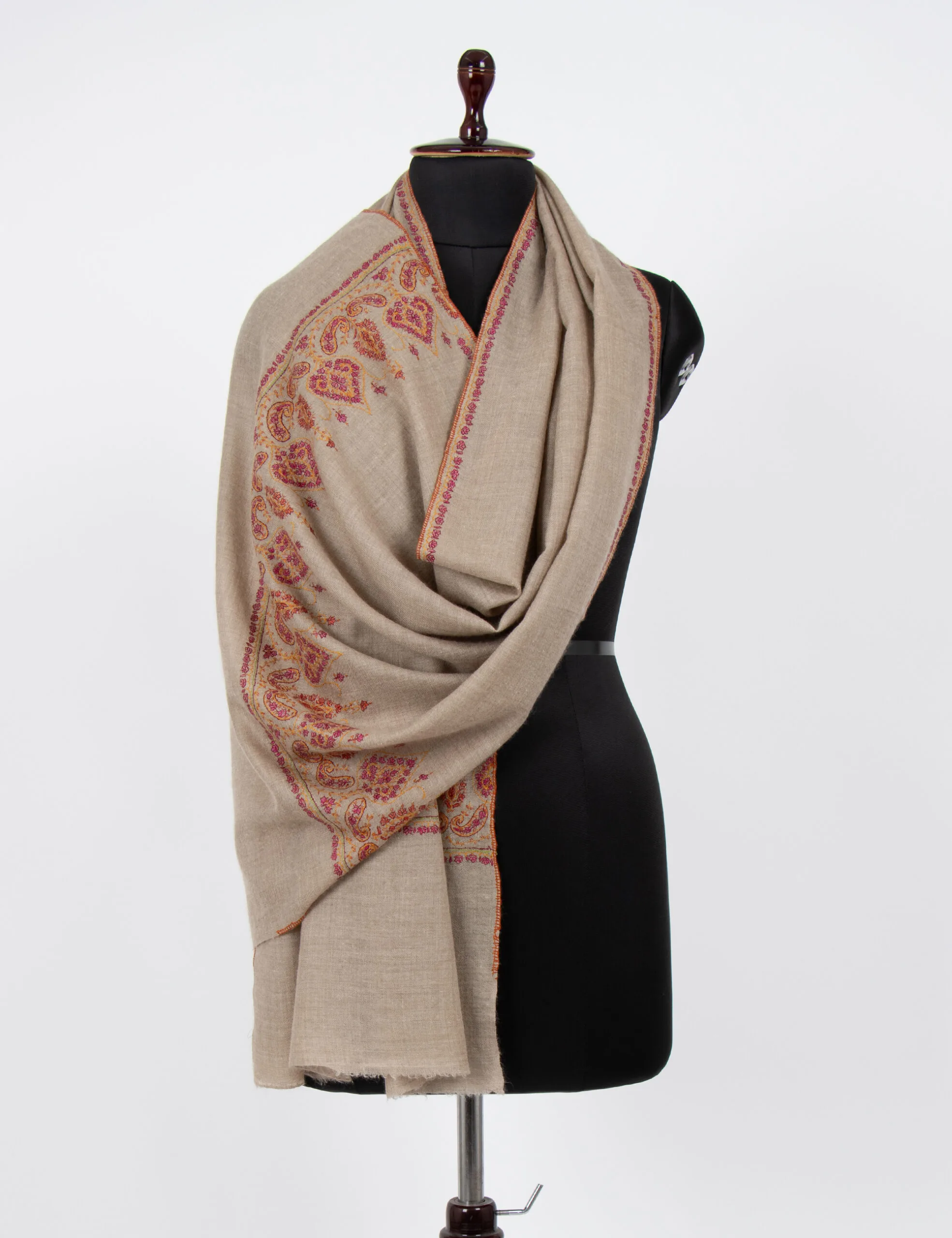 pashmina-shawl-exquisite