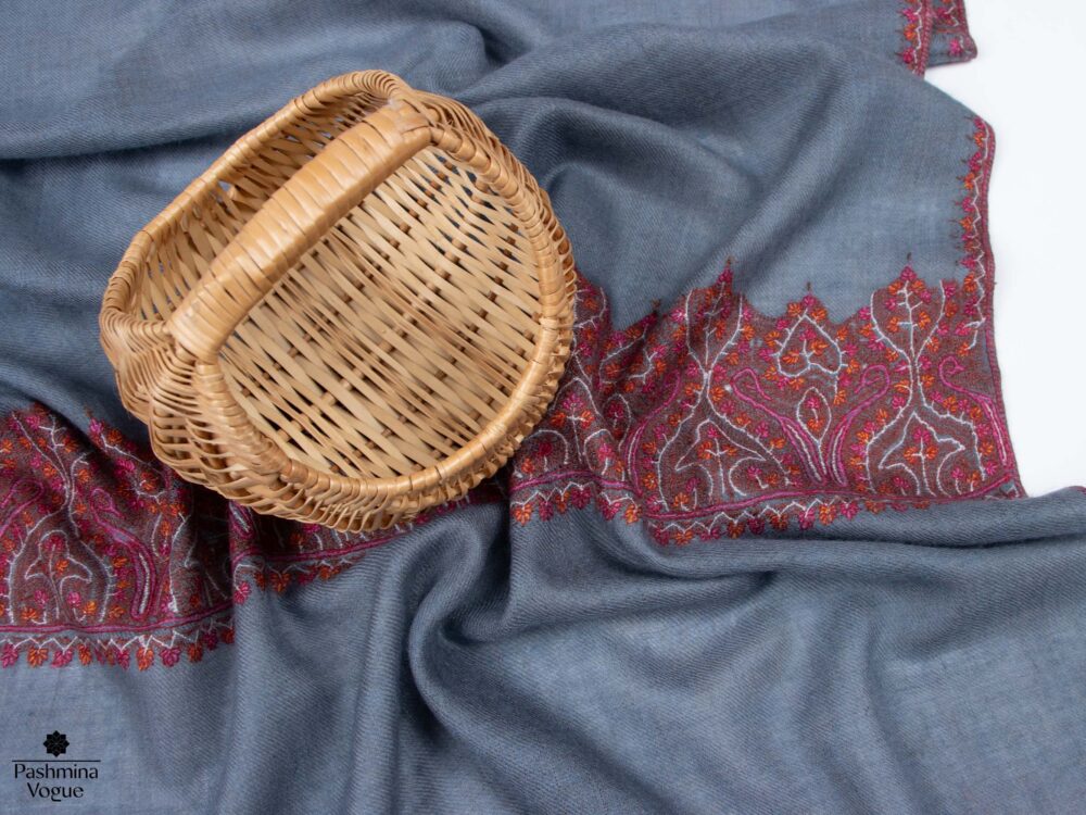 pashmina-shawls-online- shopping-myntra