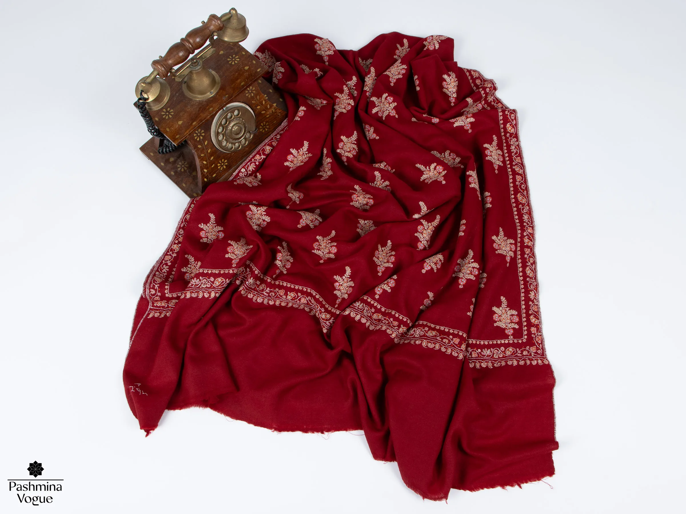 maroon-shawl-for-wedding