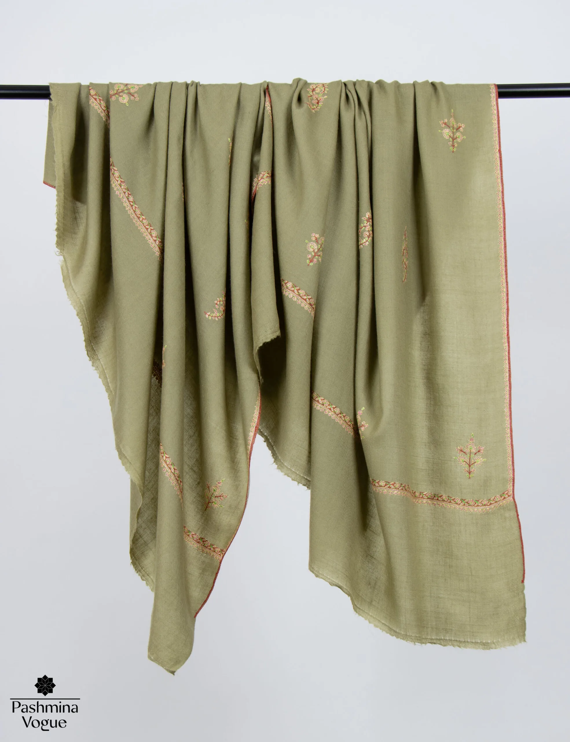 Syyle 2 hanging Beige shawl