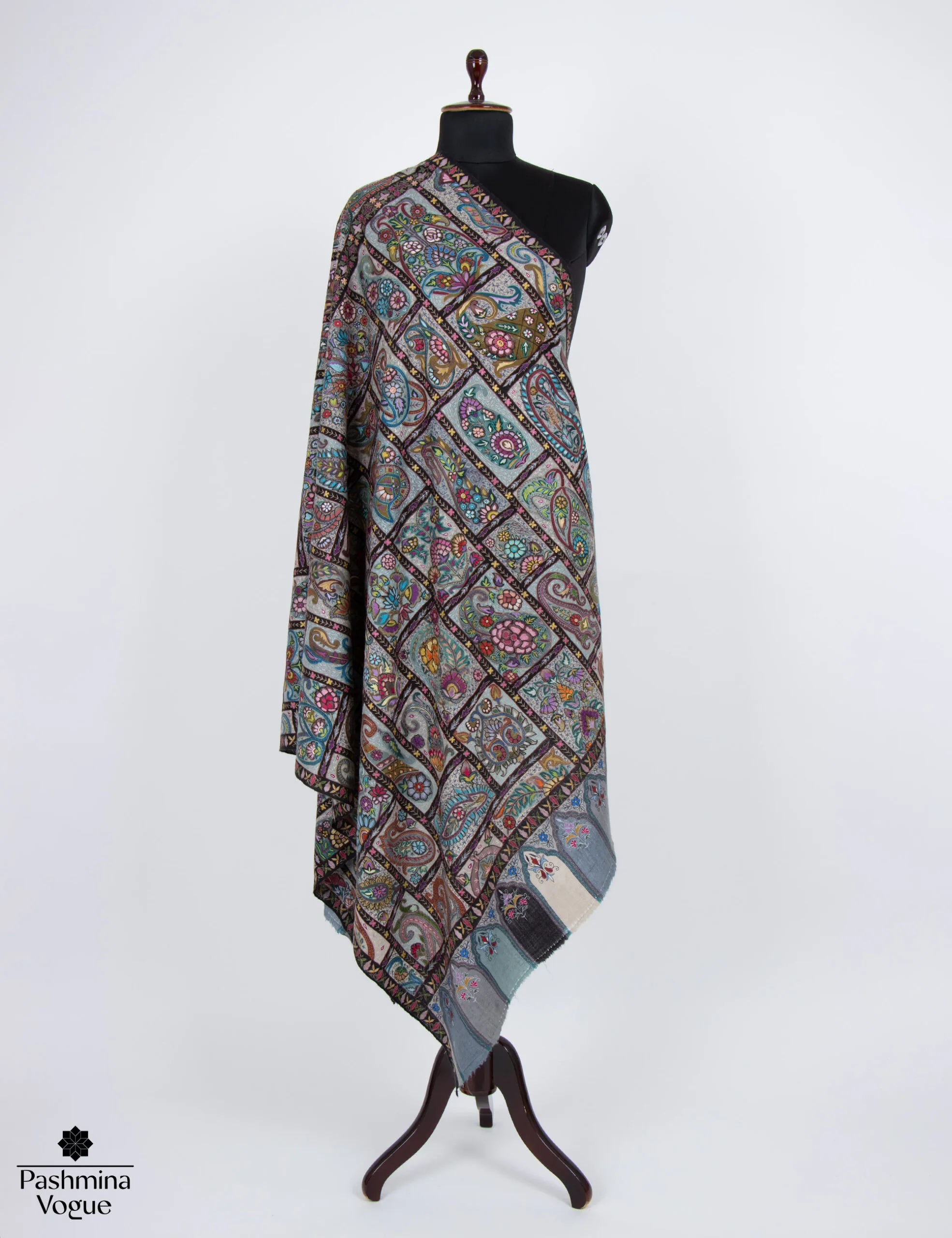 shawls embroidered